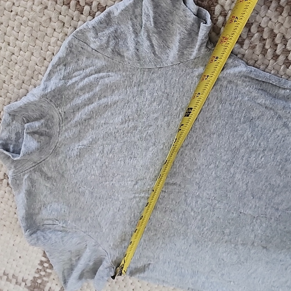 Vince. Women Gray Short Sleeve Shirt Size XS - Picture 6 of 6